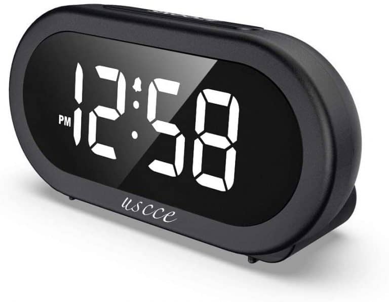 13 Best Fully Dimmable Alarm Clocks [ 2023 Reviews ]