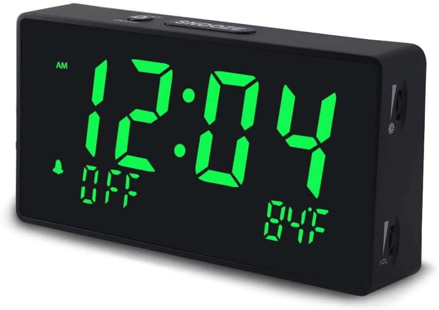 13 Best Fully Dimmable Alarm Clocks [ 2023 Reviews ]