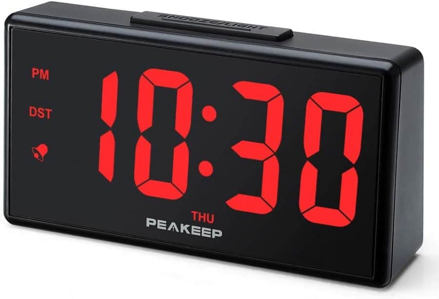 13 Best Fully Dimmable Alarm Clocks [ 2023 Reviews ]